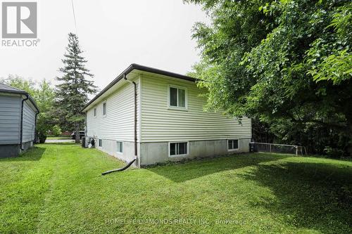 150 Bayview Avenue, Georgina, ON - Outdoor With Exterior