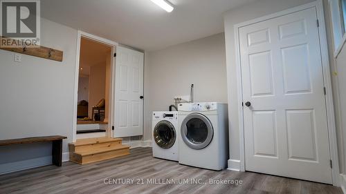 12 Bayview Avenue, Wasaga Beach, ON - Indoor Photo Showing Laundry Room