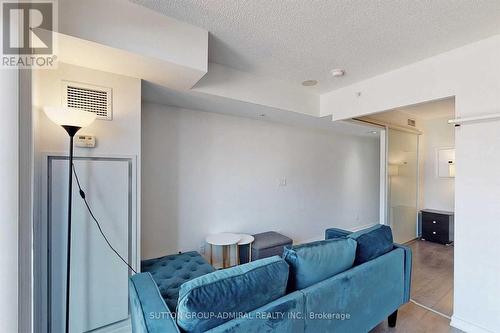 840 - 68 Abell Street, Toronto, ON - Indoor Photo Showing Other Room
