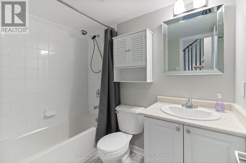 #239 -21 Ruttan St, Toronto, ON - Indoor Photo Showing Bathroom