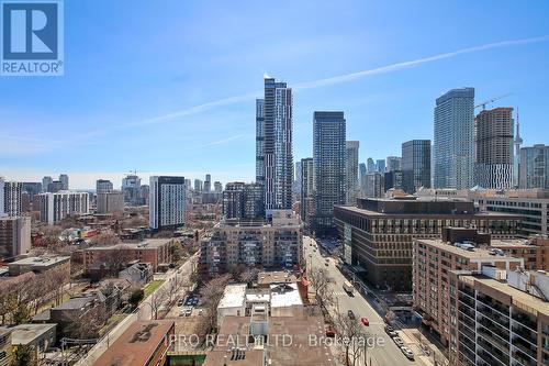 1816 - 319 Jarvis Street, Toronto, ON - Outdoor With View