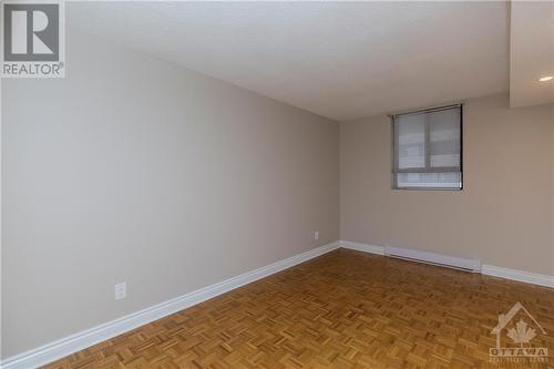 475 Laurier Avenue W Unit#1005, Ottawa, ON - Indoor Photo Showing Other Room