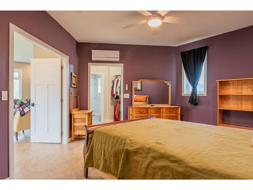 2346 Upper Glade Road, Glade, BC - Indoor Photo Showing Bedroom