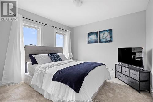 23 Belleview Drive, Cottam, ON - Indoor Photo Showing Bedroom
