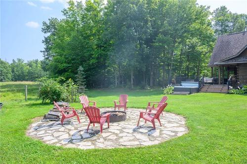 378 Concession 1 Road S, Cayuga, ON - Outdoor With Deck Patio Veranda With Backyard