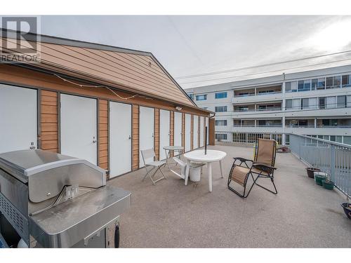 286 Green Ave W Avenue Unit# 102, Penticton, BC - Outdoor With Exterior