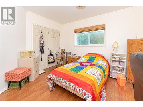 3049 Hornsberger Road, Salmon Arm, BC - Indoor Photo Showing Bedroom