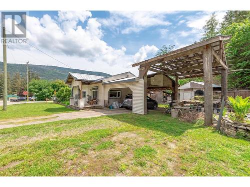 3049 Hornsberger Road, Salmon Arm, BC - Outdoor