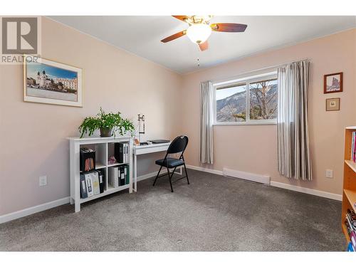 715 Lowe Drive, Cawston, BC - Indoor Photo Showing Other Room