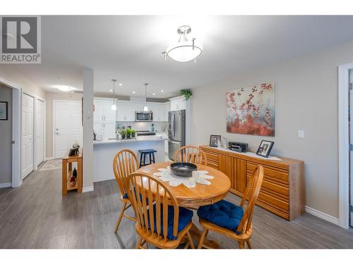 3388 Skaha Lake Road Unit# 302, Penticton, BC - Indoor Photo Showing Dining Room