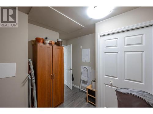 3388 Skaha Lake Road Unit# 302, Penticton, BC - Indoor Photo Showing Other Room