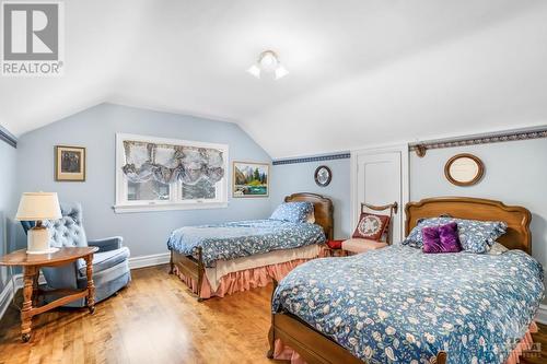 304 Stewart Street, Ottawa, ON - Indoor Photo Showing Bedroom
