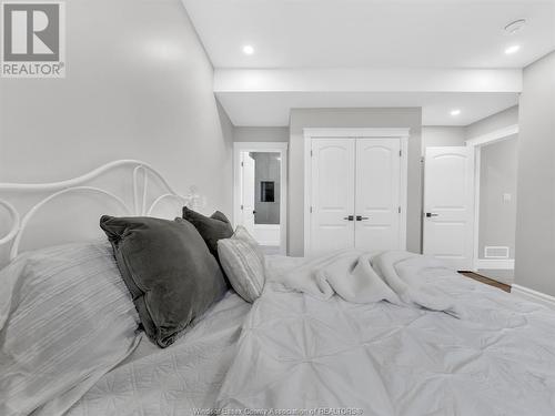 485 Church Street, Windsor, ON - Indoor Photo Showing Bedroom