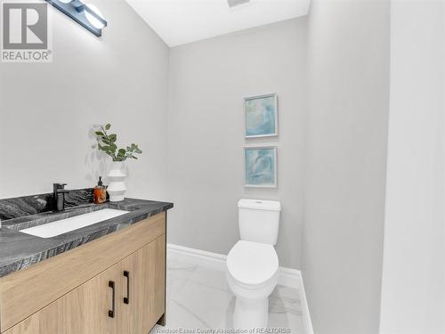 485 Church Street, Windsor, ON - Indoor Photo Showing Bathroom