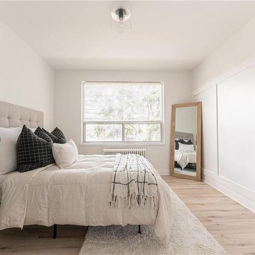 57 Mericourt Road|Unit #304, Hamilton, ON - Indoor Photo Showing Bedroom