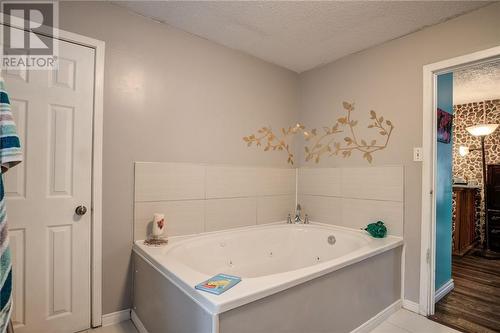 184 Finnwoods Road, Lively, ON - Indoor Photo Showing Bathroom
