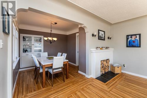 610 17Th Avenue, Prince George, BC - Indoor Photo Showing Dining Room