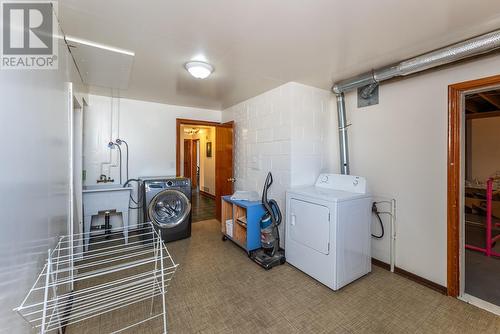 610 17Th Avenue, Prince George, BC - Indoor Photo Showing Laundry Room