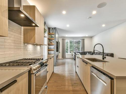 Cuisine - 5099 Ch. Renaud, Sainte-Agathe-Des-Monts, QC - Indoor Photo Showing Kitchen With Upgraded Kitchen