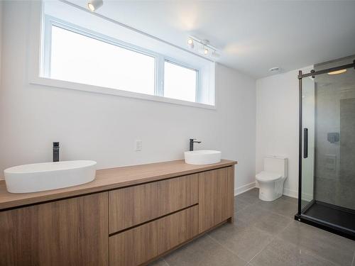 Salle de bains - 21 Rue Des Trembles, Saint-Jean-Sur-Richelieu, QC - Indoor Photo Showing Bathroom