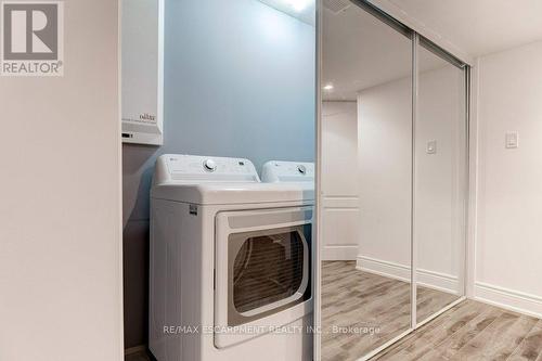 68 Millhouse Mews, Brampton, ON - Indoor Photo Showing Laundry Room