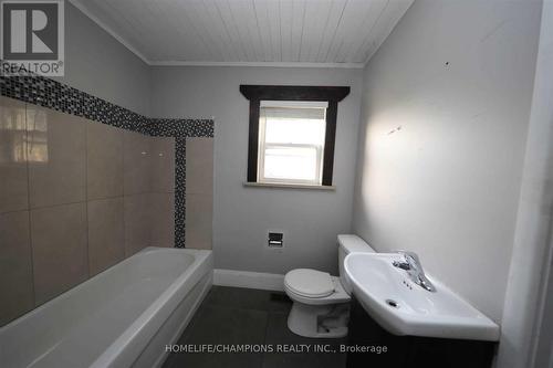 16060 Ninth Line, Whitchurch-Stouffville, ON - Indoor Photo Showing Bathroom