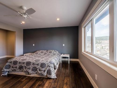 1710 Primrose Crt, Kamloops, BC - Indoor Photo Showing Bedroom