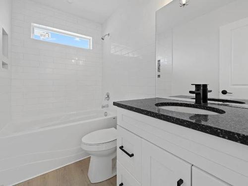 2248 Valleyview Drive, Kamloops, BC - Indoor Photo Showing Bathroom