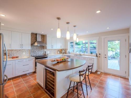 2356 Gammon Road, Naramata, BC - Indoor Photo Showing Kitchen With Upgraded Kitchen