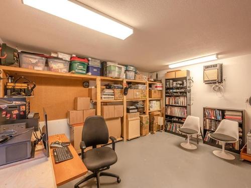 2356 Gammon Road, Naramata, BC - Indoor Photo Showing Office