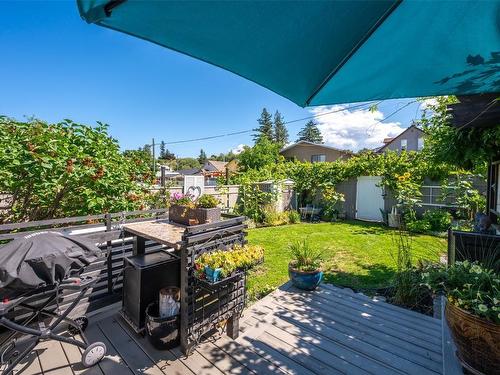 564 Papineau Street, Penticton, BC - Outdoor With Deck Patio Veranda