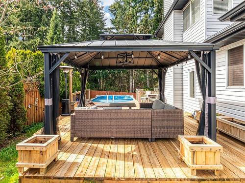 970 Colonia Dr, Ladysmith, BC - Outdoor With Above Ground Pool With Deck Patio Veranda With Exterior