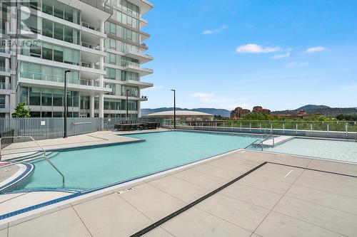 1181 Sunset Drive Unit# 905, Kelowna, BC - Outdoor With In Ground Pool