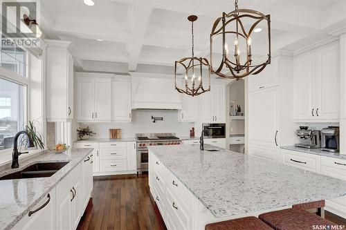 330 Spruce Creek Drive, Edenwold Rm No. 158, SK - Indoor Photo Showing Kitchen With Double Sink With Upgraded Kitchen