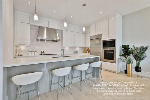 91 Aquasanta Crescent, Hamilton, ON - Indoor Photo Showing Kitchen With Upgraded Kitchen