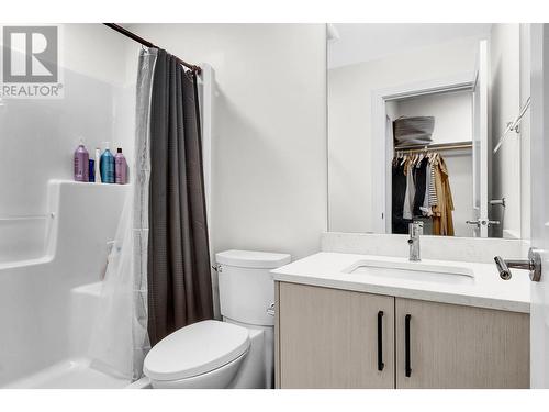 308 4274 22Nd Avenue, Prince George, BC - Indoor Photo Showing Bathroom