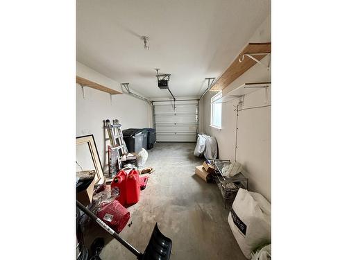 303 16233 82 Ave Avenue, Surrey, BC - Indoor Photo Showing Garage