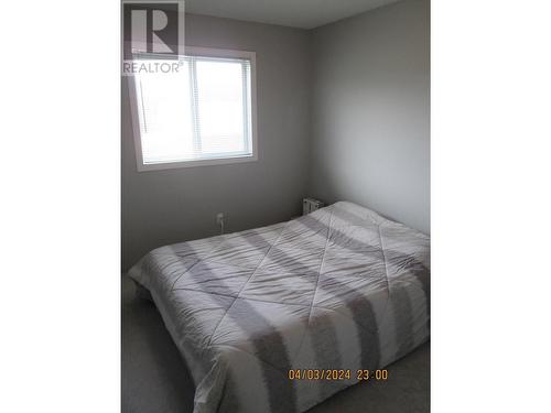 4400 10 Avenue Ne, Salmon Arm, BC - Indoor Photo Showing Bedroom
