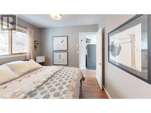 5251 Chasey Road, Celista, BC - Indoor Photo Showing Bedroom