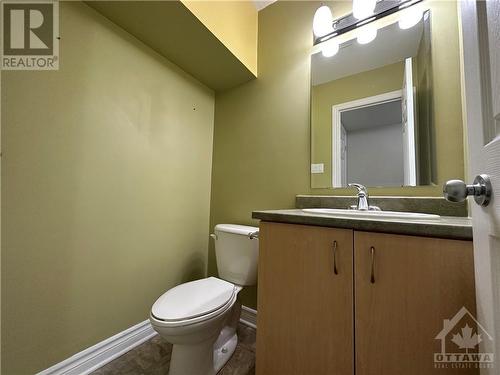 223 Monaco Place, Ottawa, ON - Indoor Photo Showing Bathroom