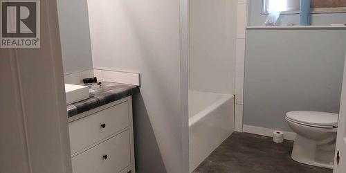 3579 5Th Avenue, Prince George, BC - Indoor Photo Showing Bathroom