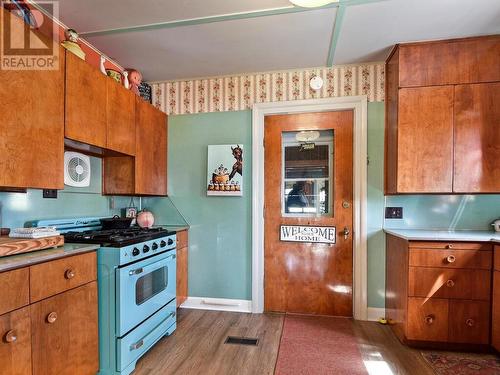5680 Cherry Street, Morrisburg, ON - Indoor Photo Showing Kitchen