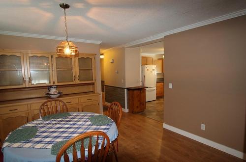 505 3A Avenue, Nakusp, BC - Indoor Photo Showing Dining Room