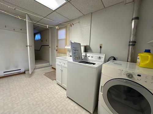 73 - 2000 Indian Beach Road, Windermere, BC - Indoor Photo Showing Laundry Room