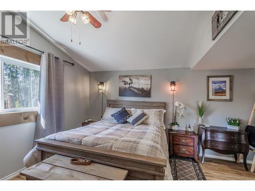 4939 Timothy Lake Road, Lac La Hache, BC - Indoor Photo Showing Bedroom