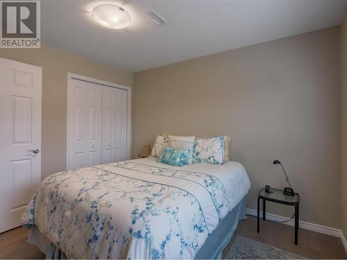 3388 Skaha Lake Road Unit# 403, Penticton, BC - Indoor Photo Showing Bedroom