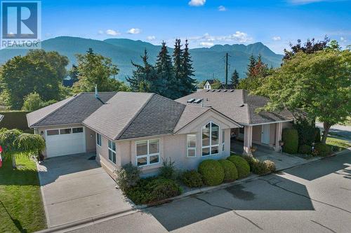 350 Hudson Street Nw Unit# 3, Salmon Arm, BC - Outdoor With Facade