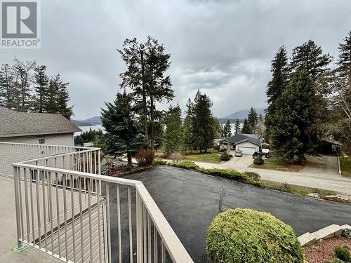 3677 Braelyn Road, Tappen, BC - Outdoor