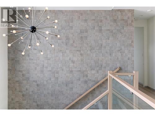 1364 Mine Hill Drive, Kelowna, BC - Indoor Photo Showing Bathroom