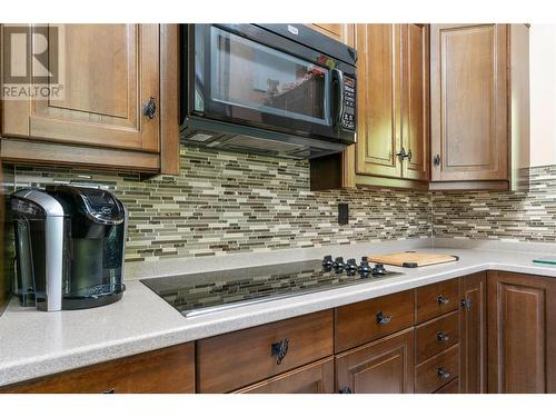 7688 Mountain Drive, Anglemont, BC - Indoor Photo Showing Kitchen